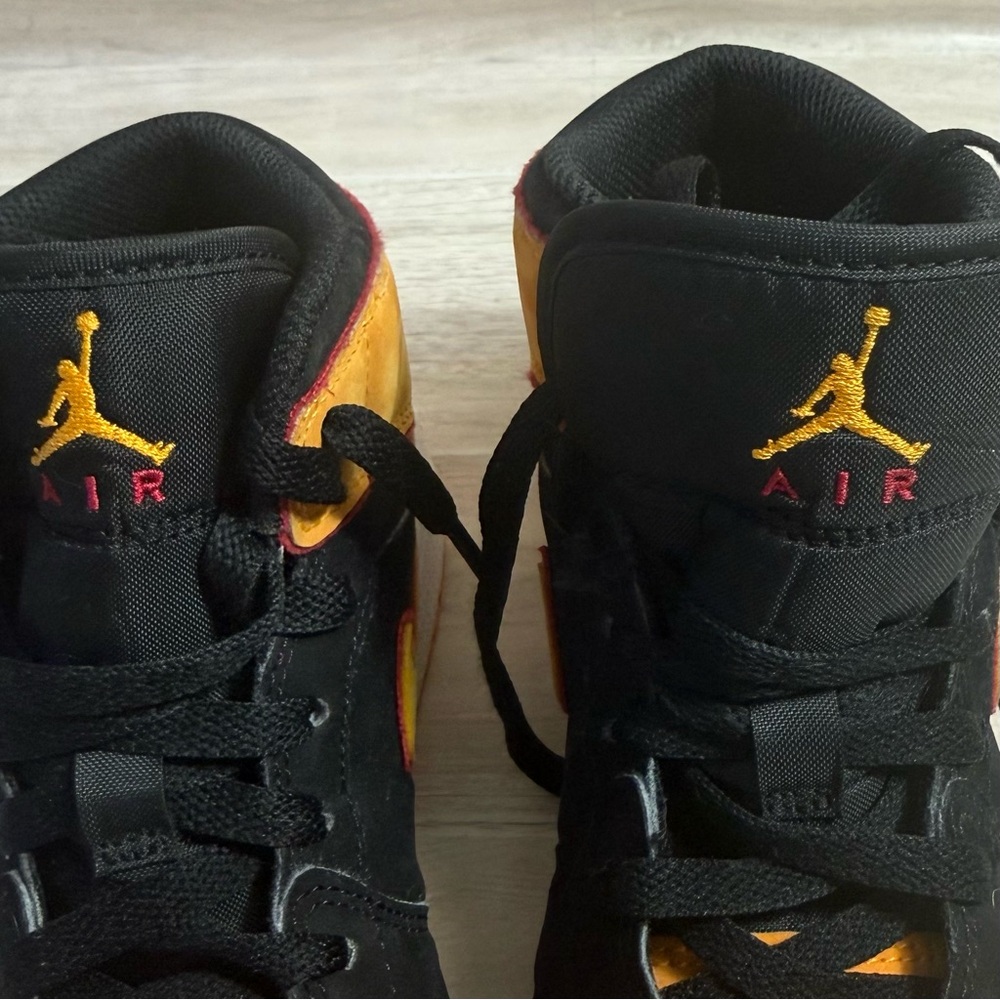 Nike Air Jordan 1 Mid Black Gold Orange Red Youth 5Y Sneakers - Picture 9 of 13